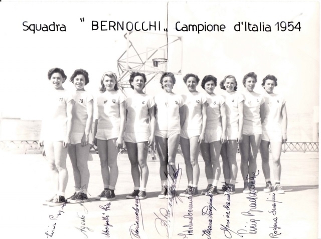 Foto autografata della Bernocchi Legnano, campione d'Italia 1954
