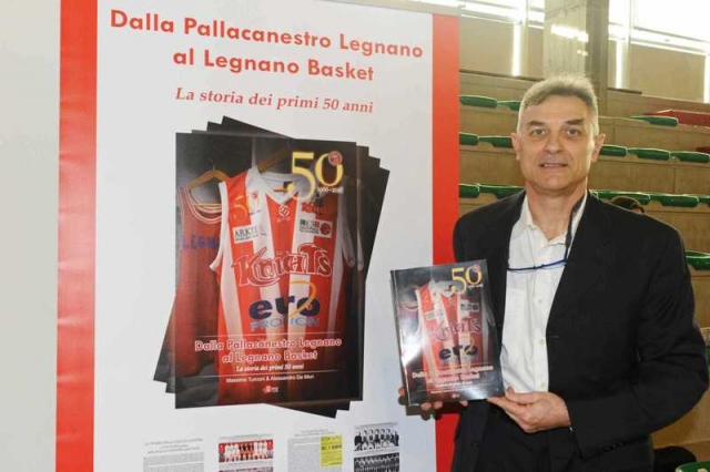 Il giornalista Massimo Turconi (foto legnanonews.com per gentile concessione dell'editore)